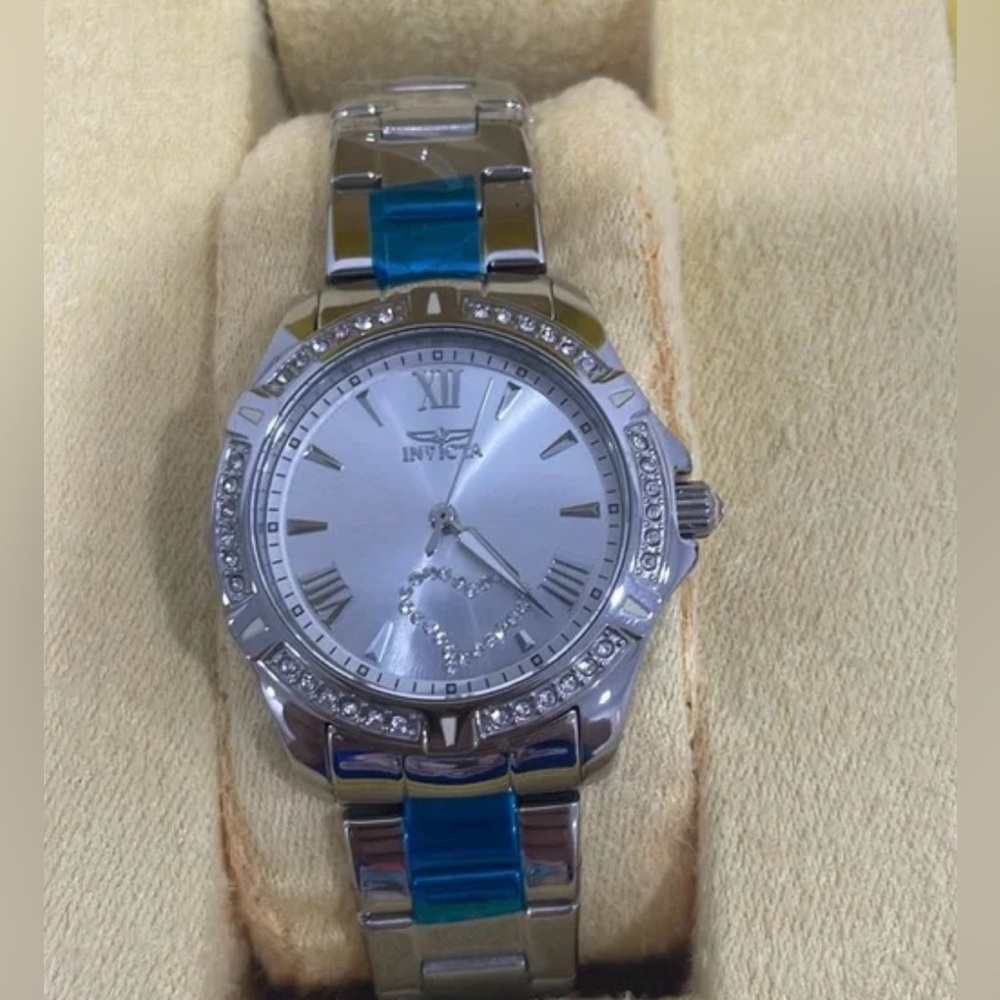 Angel Oyster Dial Ladies Watch - Picture 3 of 11